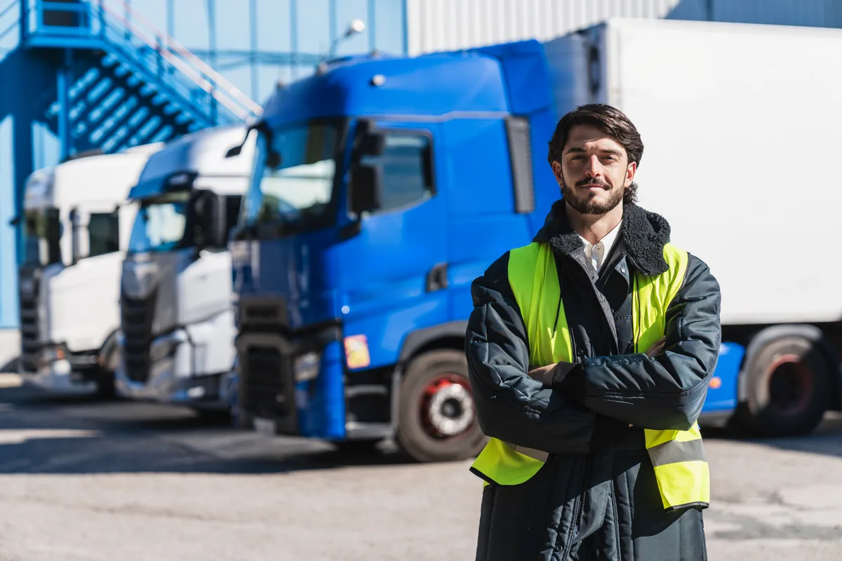 Cómo reducir los costes de transporte de una empresa